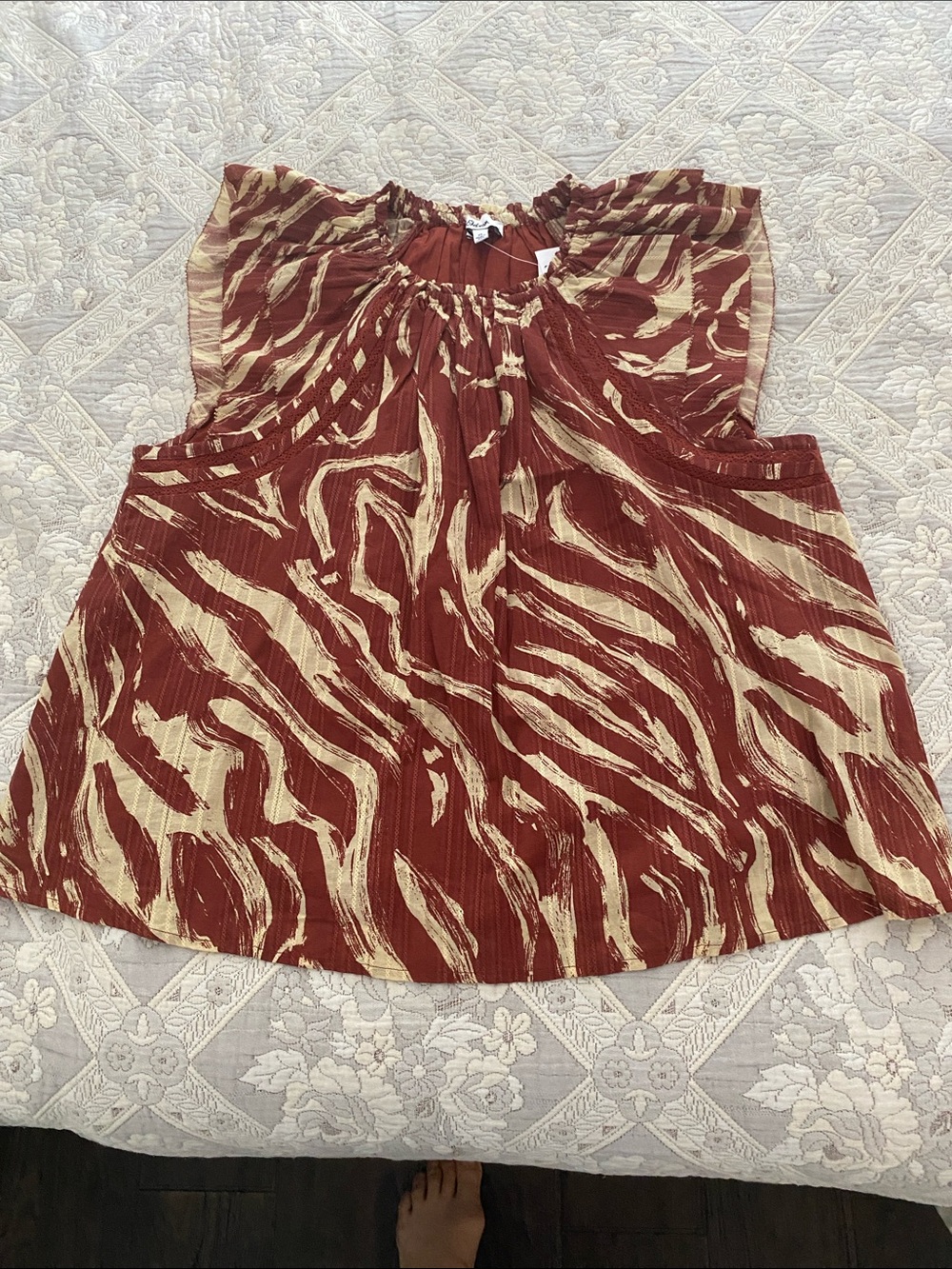 Sam Edelman Rust and Cream Printed Sleeveless Camisole